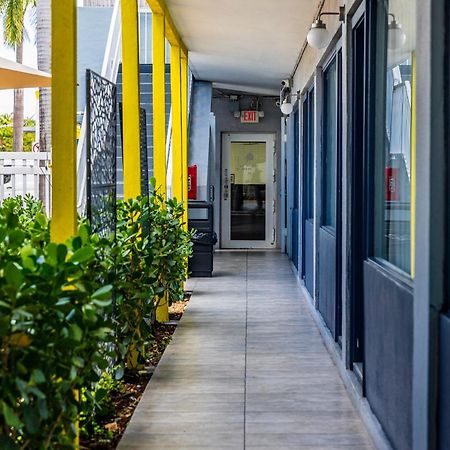 Up Midtown Motel Miami Eksteriør billede