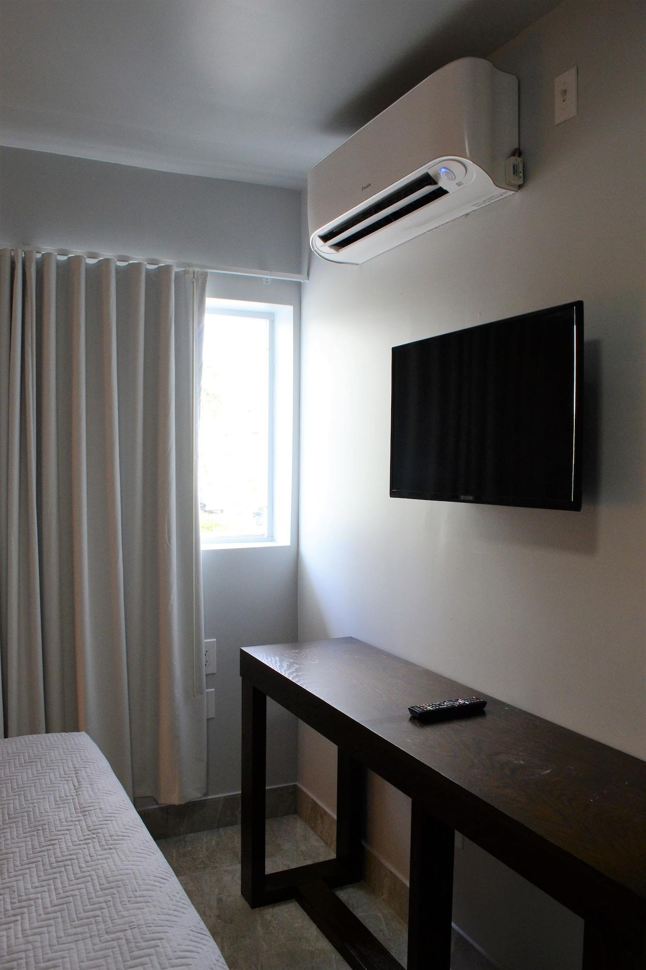 Up Midtown Motel Miami Eksteriør billede